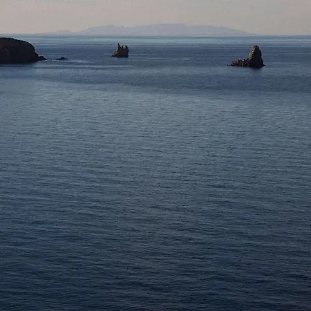Luura - Cliff, Paros, Morgans Originals (adults Only) Parikia (Paros)