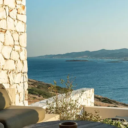 Luura - Cliff, Paros, Morgans Originals (adults Only) 5* Πάρος