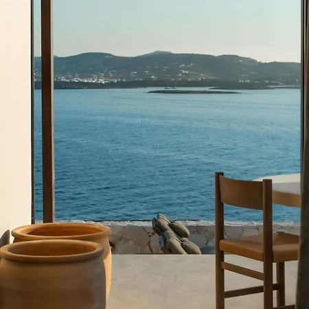 Luura - Cliff, Paros, Morgans Originals (adults Only) Páros
